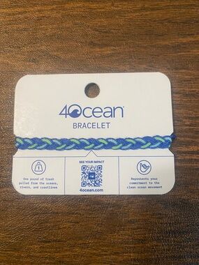 4Ocean Bracelet. Funds ocean cleanup. NWT